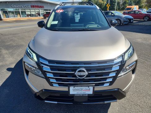 New 2026 Nissan Rogue Platinum w/ Platinum Premium Package image 3