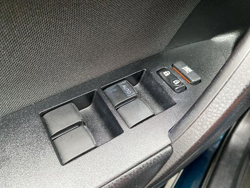 Used 2017 Toyota Corolla LE image 14