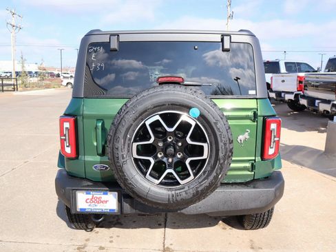 New 2025 Ford Bronco Outer Banks image 22