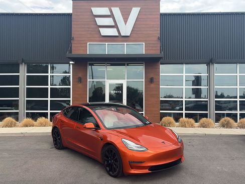 Used 2020 Tesla Model 3 Long Range AWD/4WD image 1