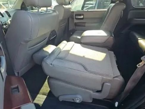 Used 2014 Toyota Sequoia Platinum AWD/4WD image 15