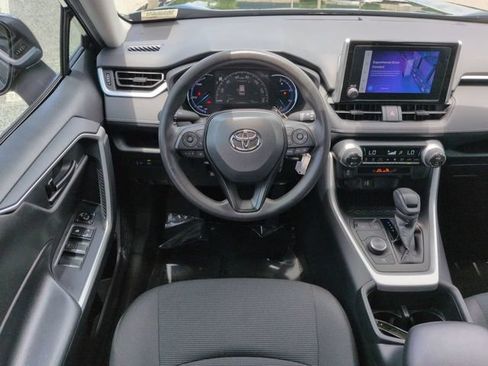 Certified 2025 Toyota RAV4 LE AWD/4WD image 16