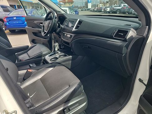 Used 2019 Honda Ridgeline RTL image 30