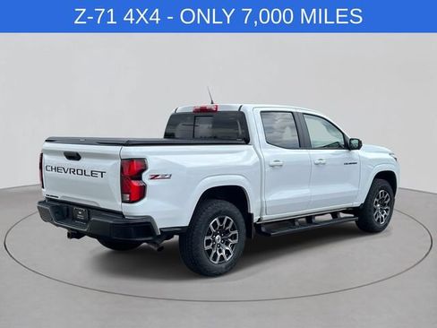 Used 2026 Chevrolet Colorado Z71 w/ Technology Package AWD/4WD image 4