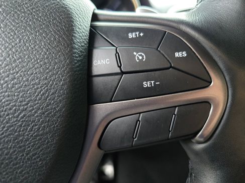Used 2020 Jeep Grand Cherokee Limited X AWD/4WD image 29