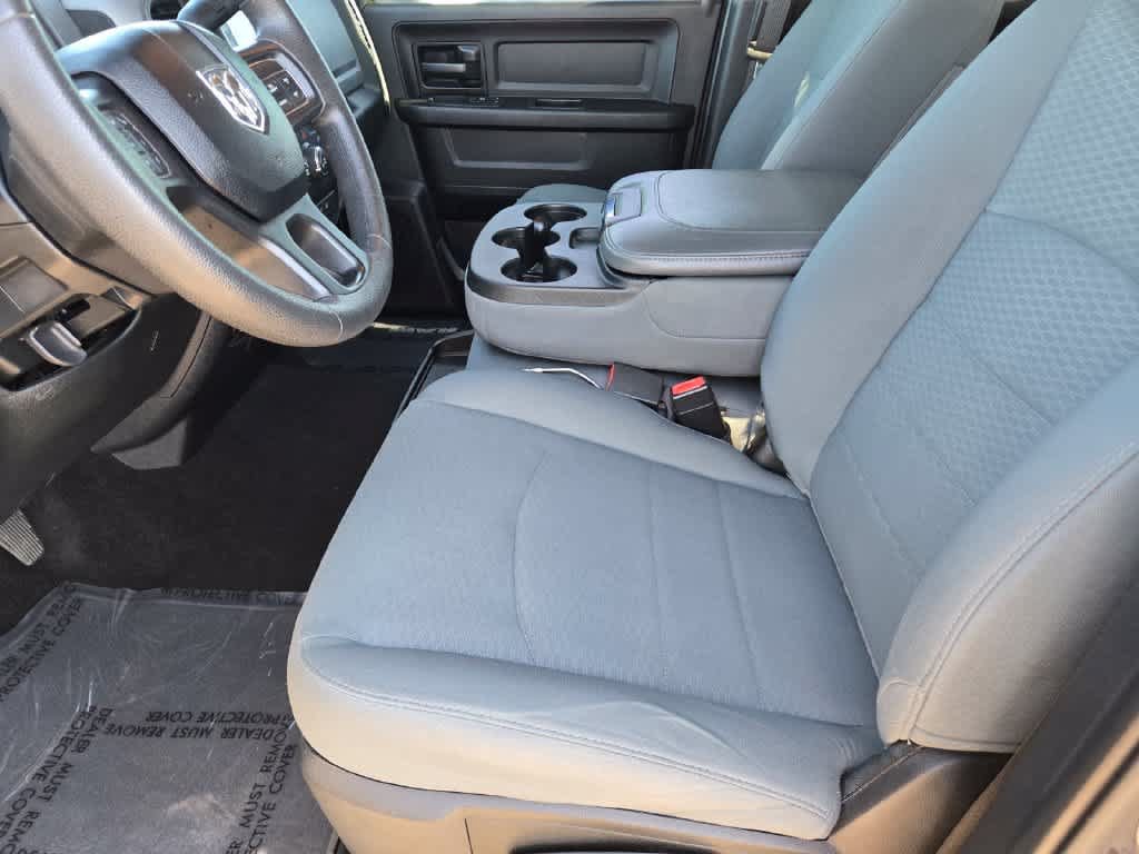 Used 2018 RAM 2500 Tradesman w/ Chrome Appearance Group AWD/4WD image 17