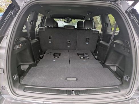 New 2025 Jeep Grand Cherokee L Limited w/ Black Appearance Package image 11