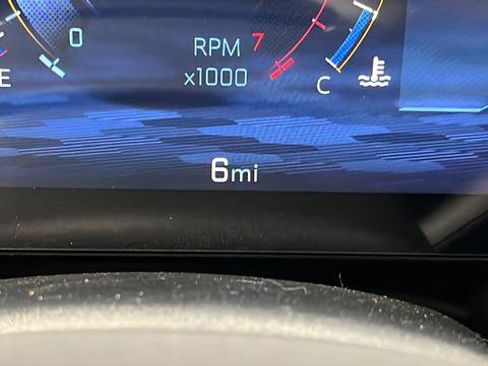 New 2026 Chevrolet Equinox LT w/ Convenience Package II image 10