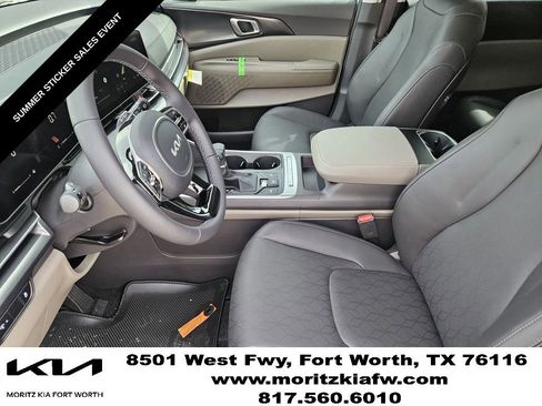 New 2026 Kia Carnival FWD image 9