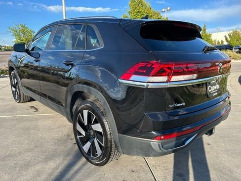 Used 2025 Volkswagen Atlas Cross Sport SE AWD/4WD image 5