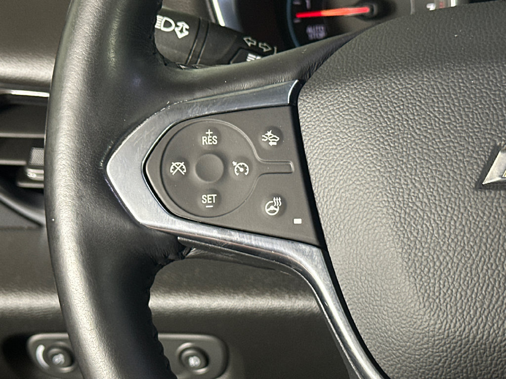 Used 2020 Chevrolet Traverse Premier w/ LPO, 'HIT The Road' Package FWD image 25