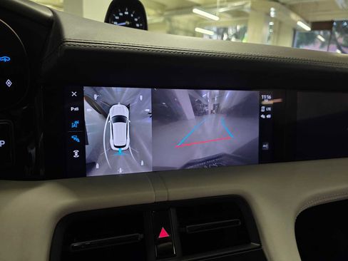 Used 2024 Porsche Taycan GTS image 34