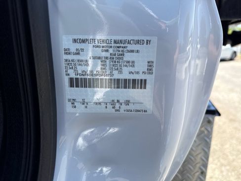 Used 2023 Ford F650 2WD Regular Cab Super Duty image 30