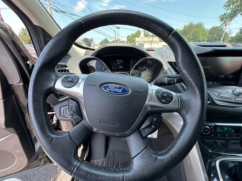 Used 2013 Ford Escape SEL image 19