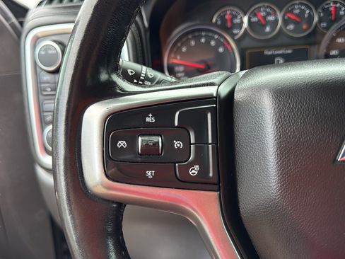 Used 2021 Chevrolet Silverado 1500 LT AWD/4WD image 22