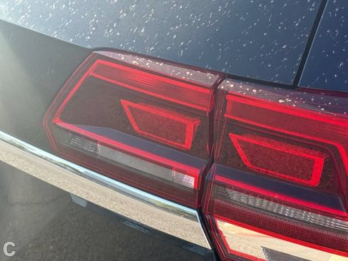 Used 2019 Volkswagen Atlas SE FWD image 10