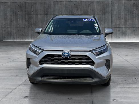 Used 2024 Toyota RAV4 XLE AWD/4WD image 8