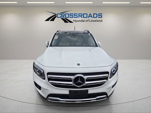 Used 2021 Mercedes-Benz GLB 250 4MATIC w/ Premium Package image 7