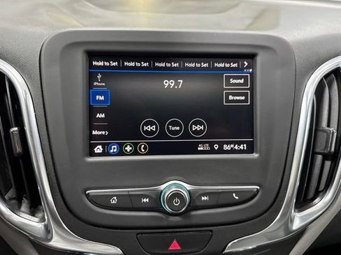 Used 2020 Chevrolet Equinox LS AWD/4WD image 16