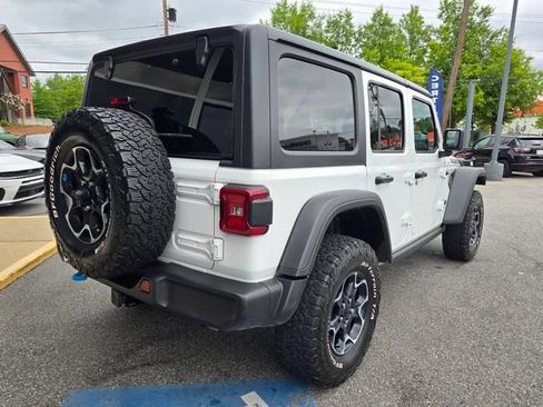 Used 2023 Jeep Wrangler Unlimited Rubicon 4xe w/ Cold Weather Group AWD/4WD image 33