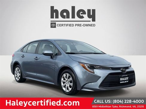 Used 2024 Toyota Corolla LE image 1