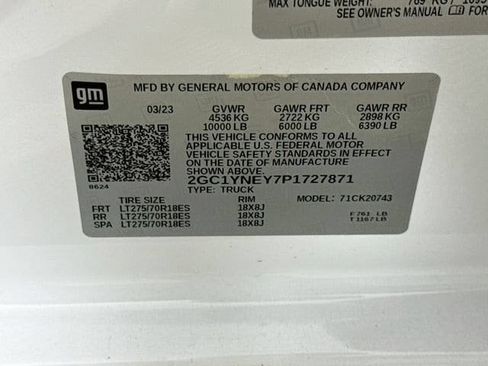 Used 2023 Chevrolet Silverado 2500 LT AWD/4WD image 31