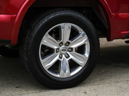 Used 2018 Ford F150 Platinum w/ Equipment Group 701A Luxury AWD/4WD image 47