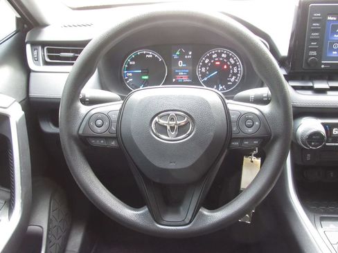Certified 2021 Toyota RAV4 LE AWD/4WD image 22