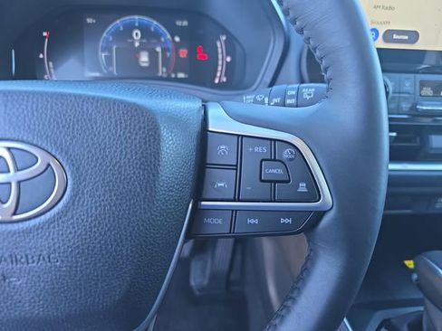 Certified 2025 Toyota Grand Highlander FWD image 19