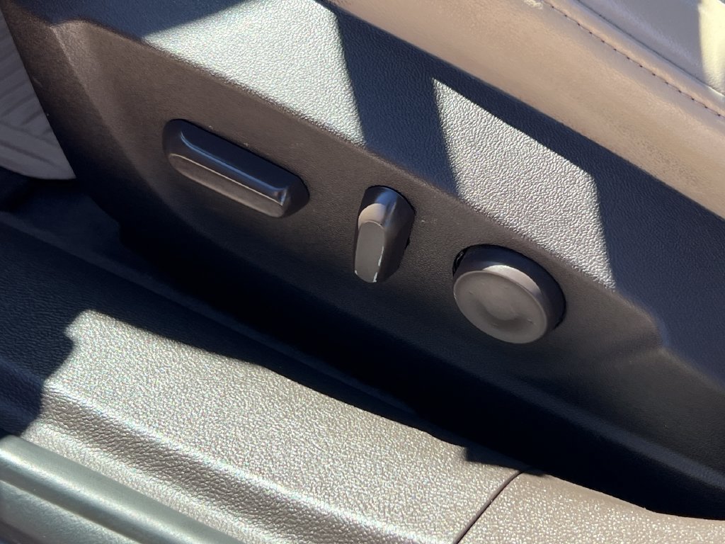 Used 2014 Chevrolet Malibu LT w/ Power Convenience Package FWD image 7