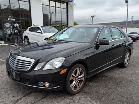 Used 2010 Mercedes-Benz E 350 4MATIC Sedan image 2