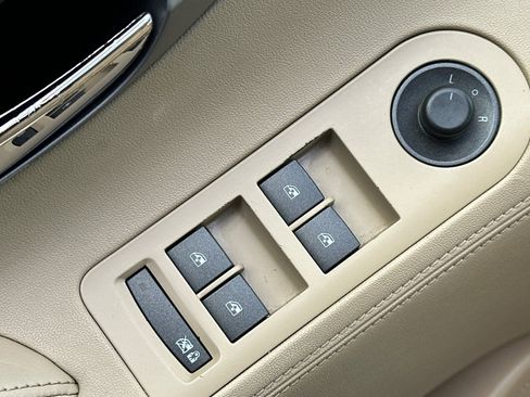 Used 2010 Buick LaCrosse CXL w/ Luxury Package image 13