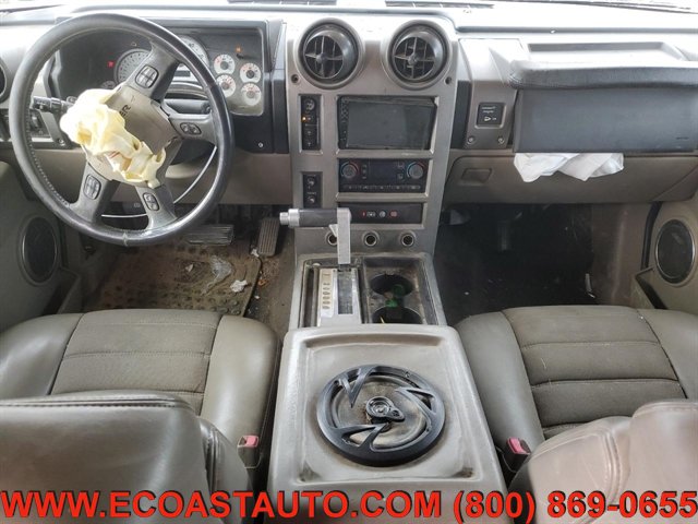 Used 2003 HUMMER H2 w/ Preferred Equipment Group AWD/4WD image 8