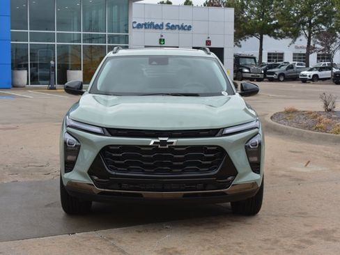 New 2026 Chevrolet Trax ACTIV image 2