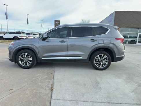 Used 2019 Hyundai Santa Fe Limited image 4