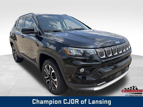 Used 2022 Jeep Compass Limited AWD/4WD image 10