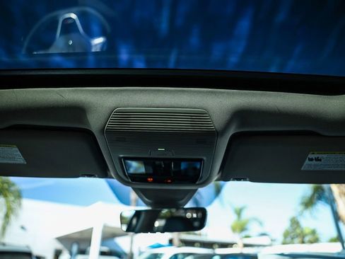 New 2026 Volkswagen Atlas Peak Edition image 31