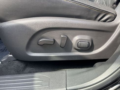 Certified 2024 Nissan Murano Platinum w/ Cargo Package FWD image 23