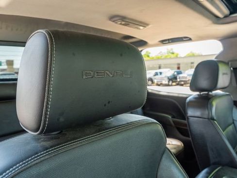Used 2018 GMC Sierra 2500 Denali w/ Duramax Plus Package AWD/4WD image 45