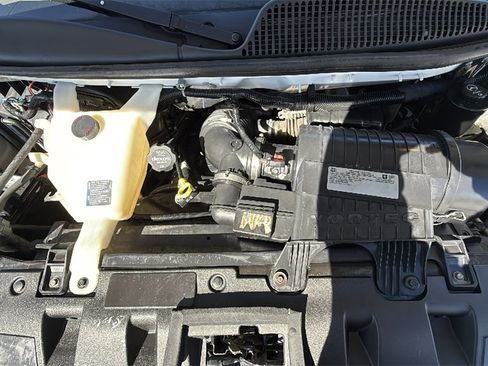 Used 2019 Chevrolet Express 3500 LT w/ LT Preferred Equipment Group image 32
