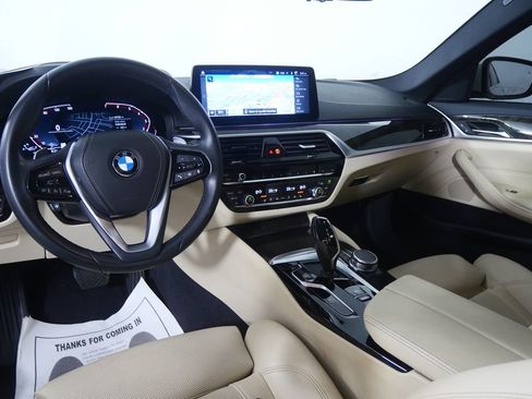 Certified 2023 BMW 530i w/ Convenience Package image 19