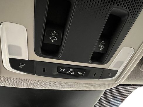 New 2025 Honda Pilot Touring image 30