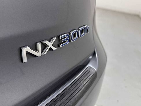Used 2019 Lexus NX 300h AWD image 29