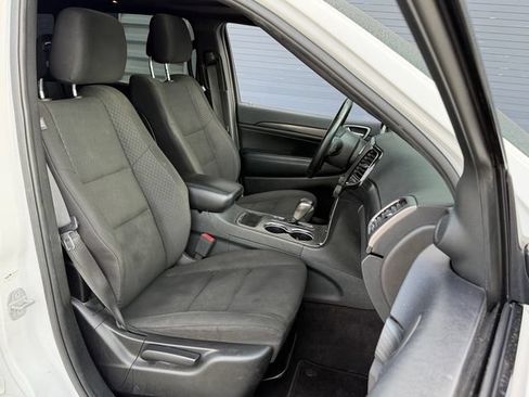 Used 2019 Jeep Grand Cherokee Laredo RWD image 18