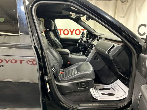 Used 2022 Land Rover Discovery HSE R-Dynamic AWD/4WD image 13