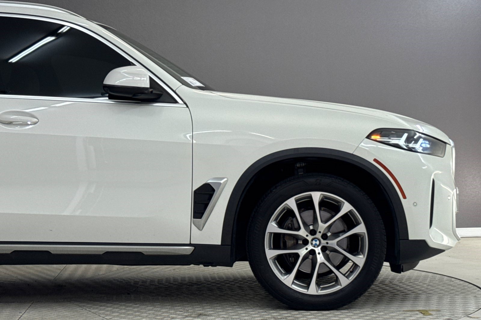 Certified 2024 BMW X5 sDrive40i w/ Parking Assistance Package RWD image 35