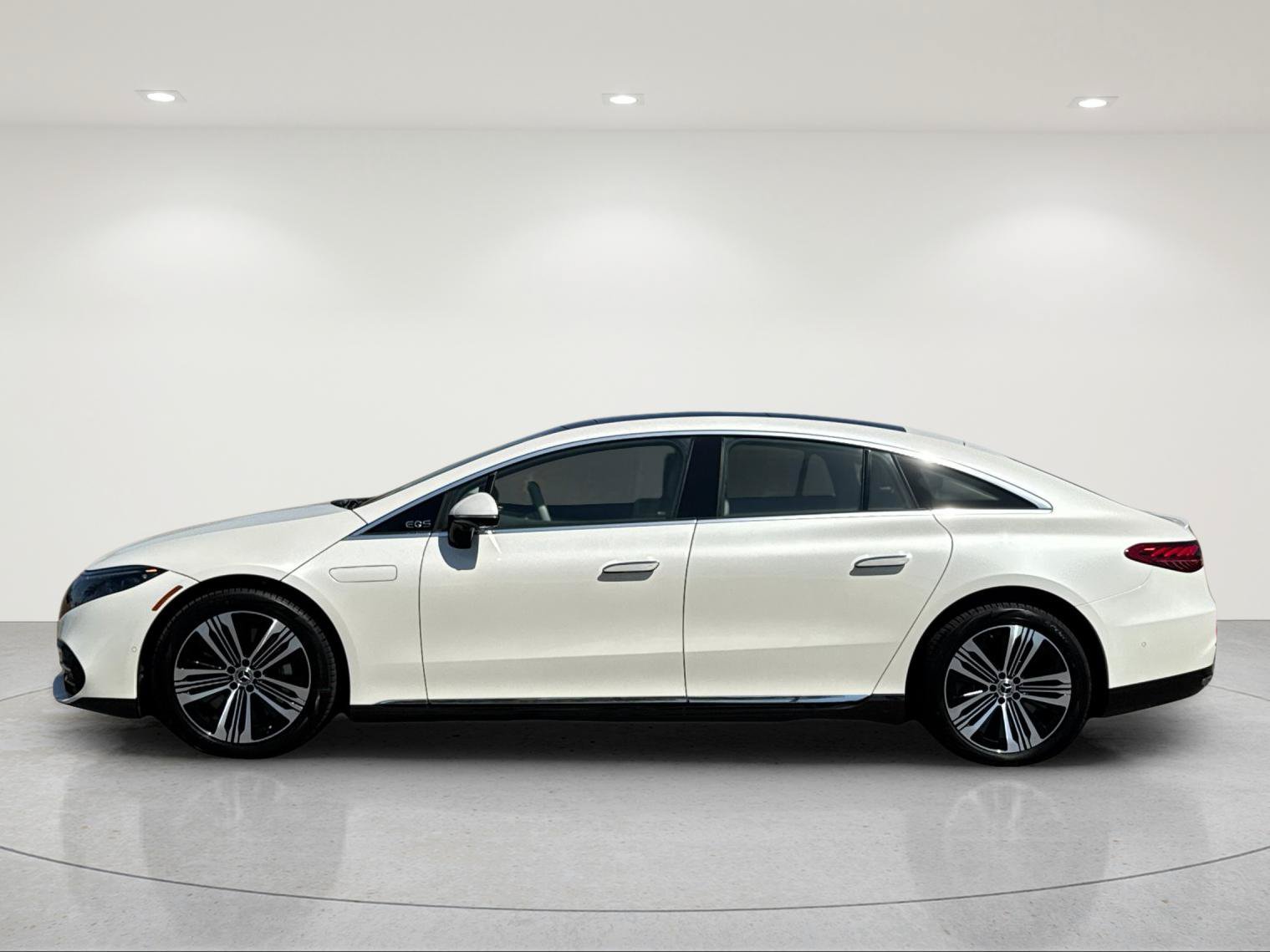 Certified 2023 Mercedes-Benz EQS 450+ 4MATIC Sedan image 3