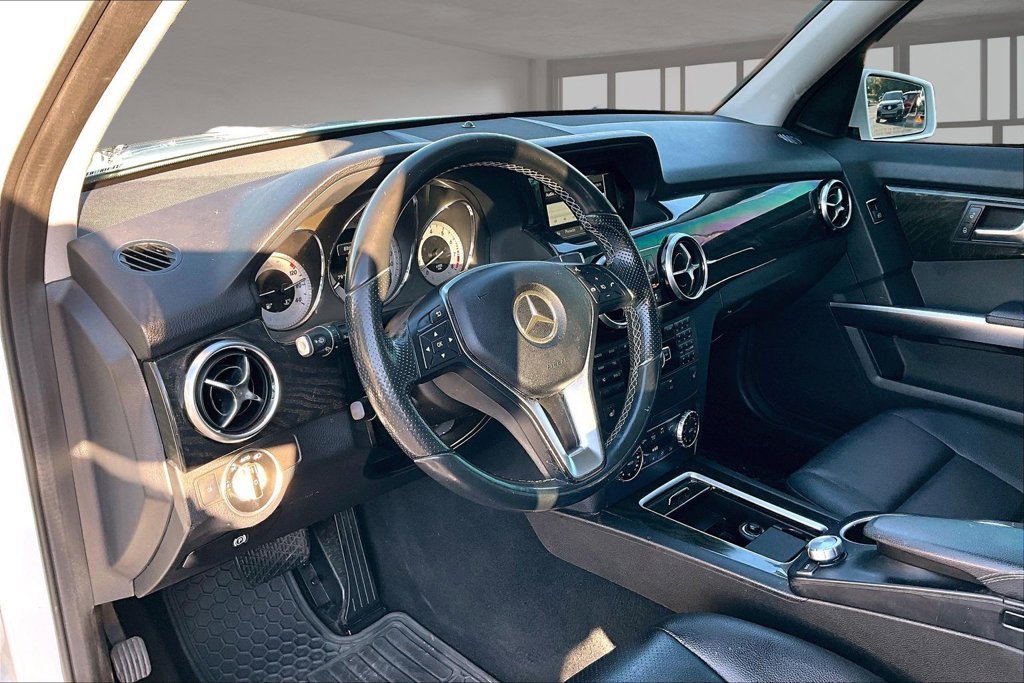 Used 2015 Mercedes-Benz GLK 350 4MATIC image 14