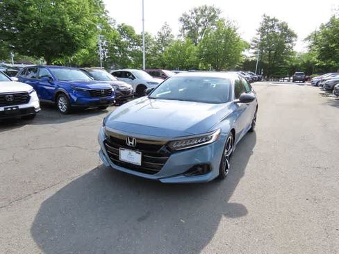 Certified 2022 Honda Accord Sport Special Edition image 1