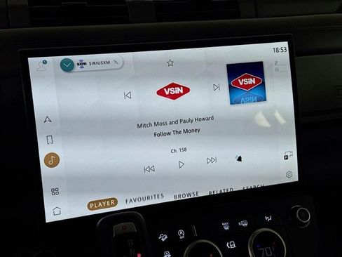 New 2026 Land Rover Defender 110 X-Dynamic SE image 15